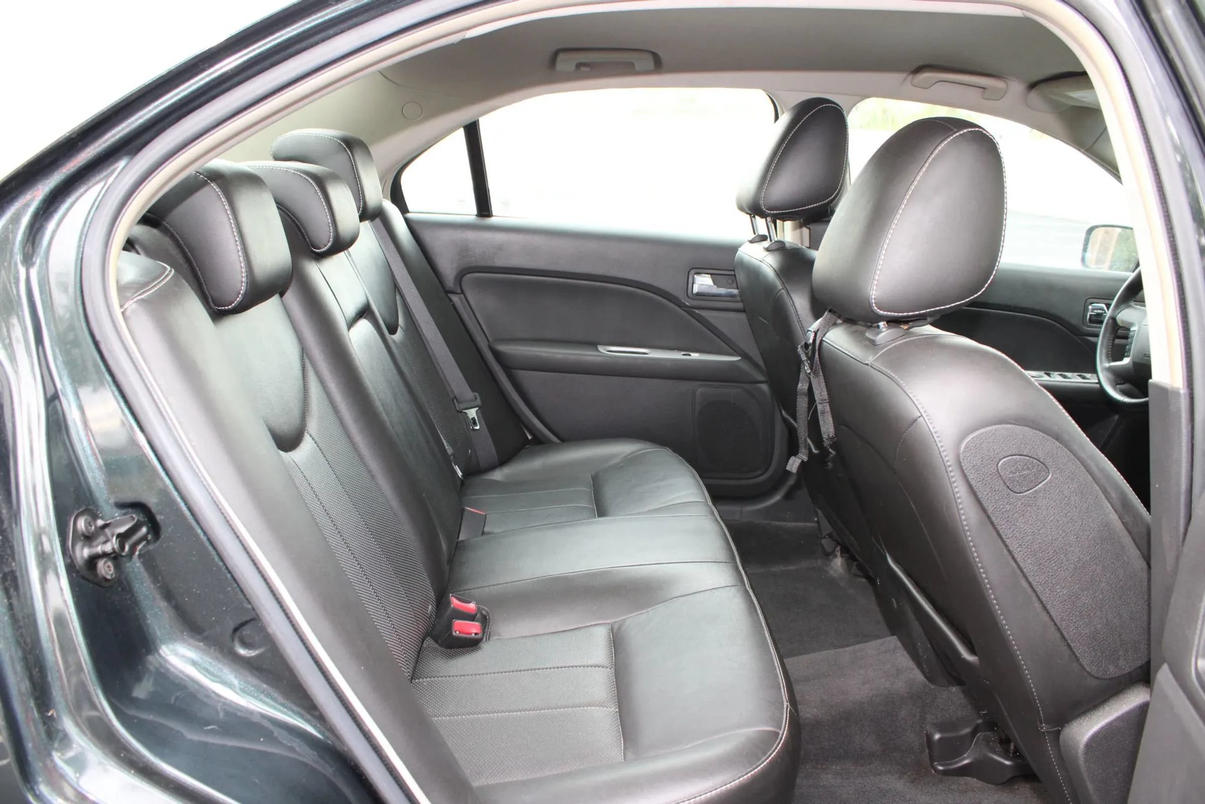 Used 2010 Mercury Milan Premier FWD image 18