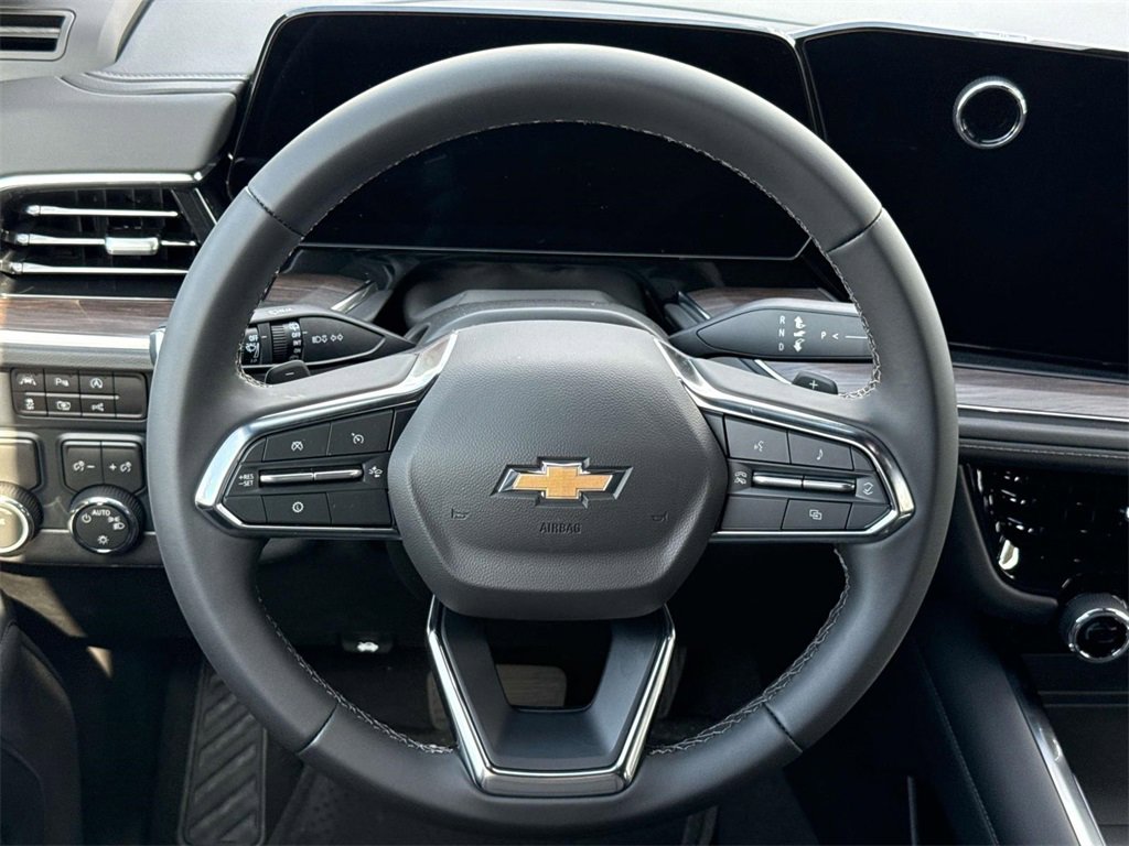 New 2026 Chevrolet Suburban LS image 30