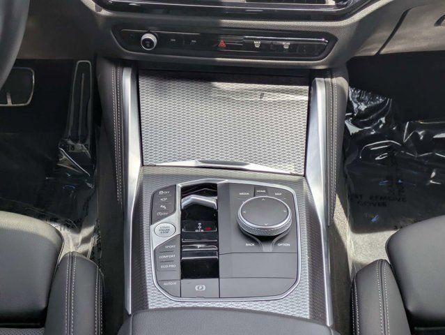 Used 2025 BMW M440i RWD image 24