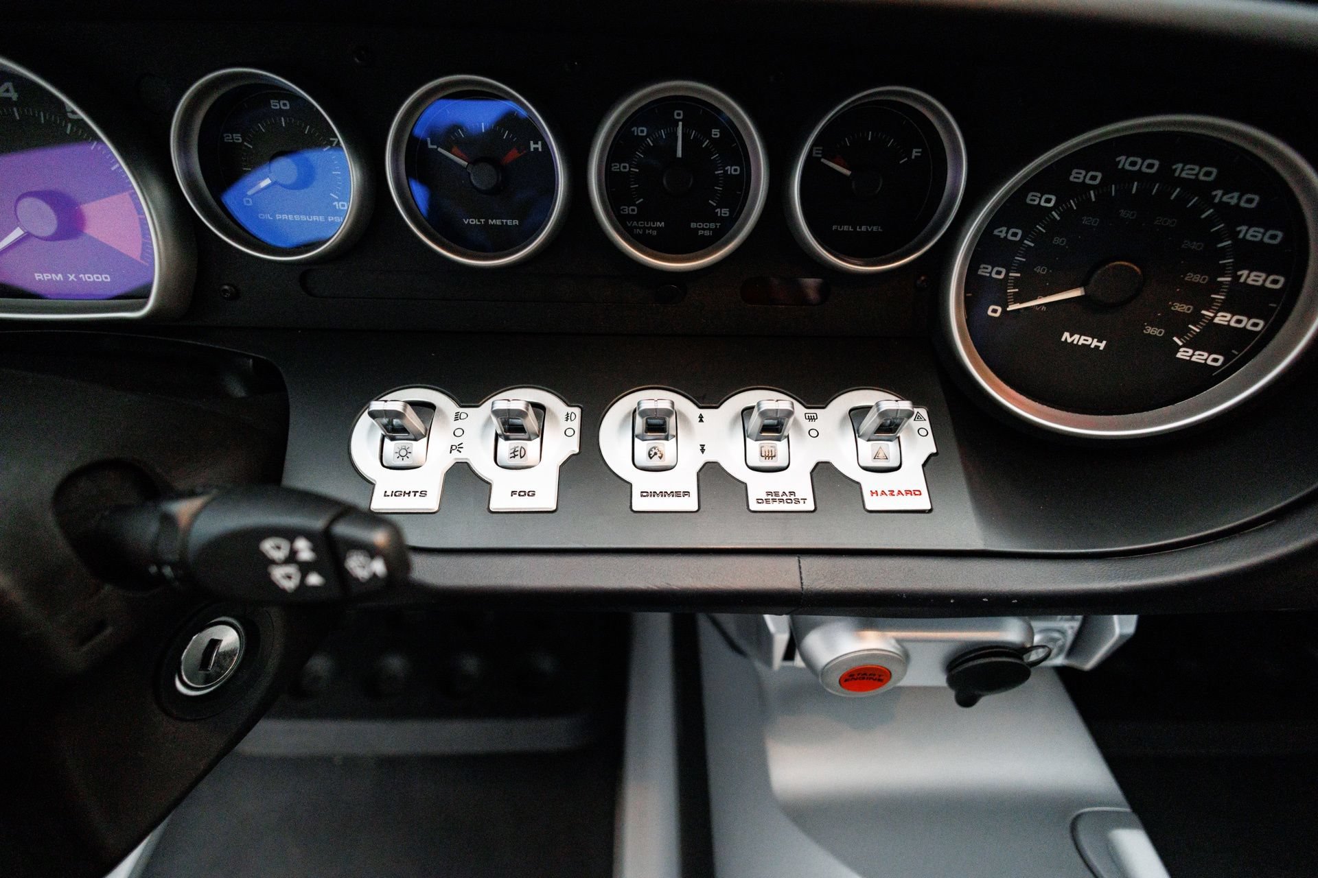 Used 2006 Ford GT RWD image 36