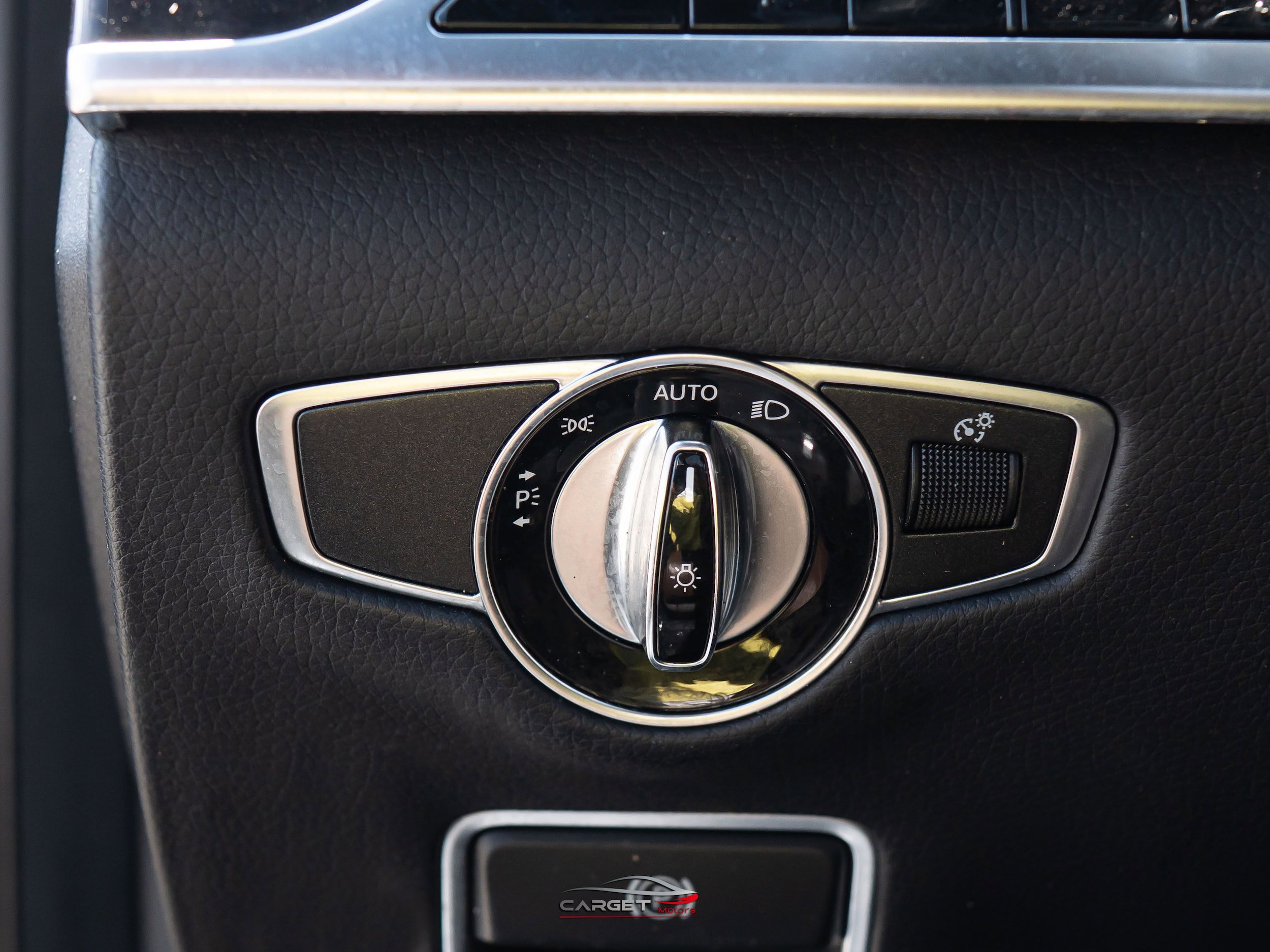 Used 2018 Mercedes-Benz S 450 4MATIC Sedan image 38