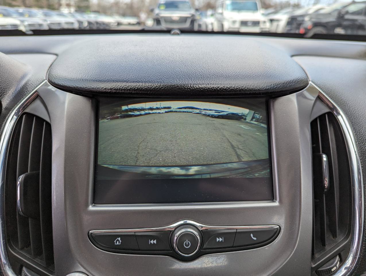 Used 2016 Chevrolet Cruze LT image 21