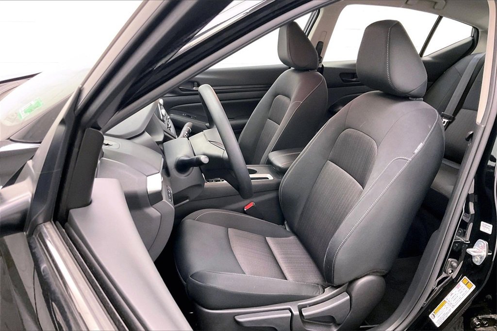 Certified 2025 Nissan Altima 2.5 S image 16