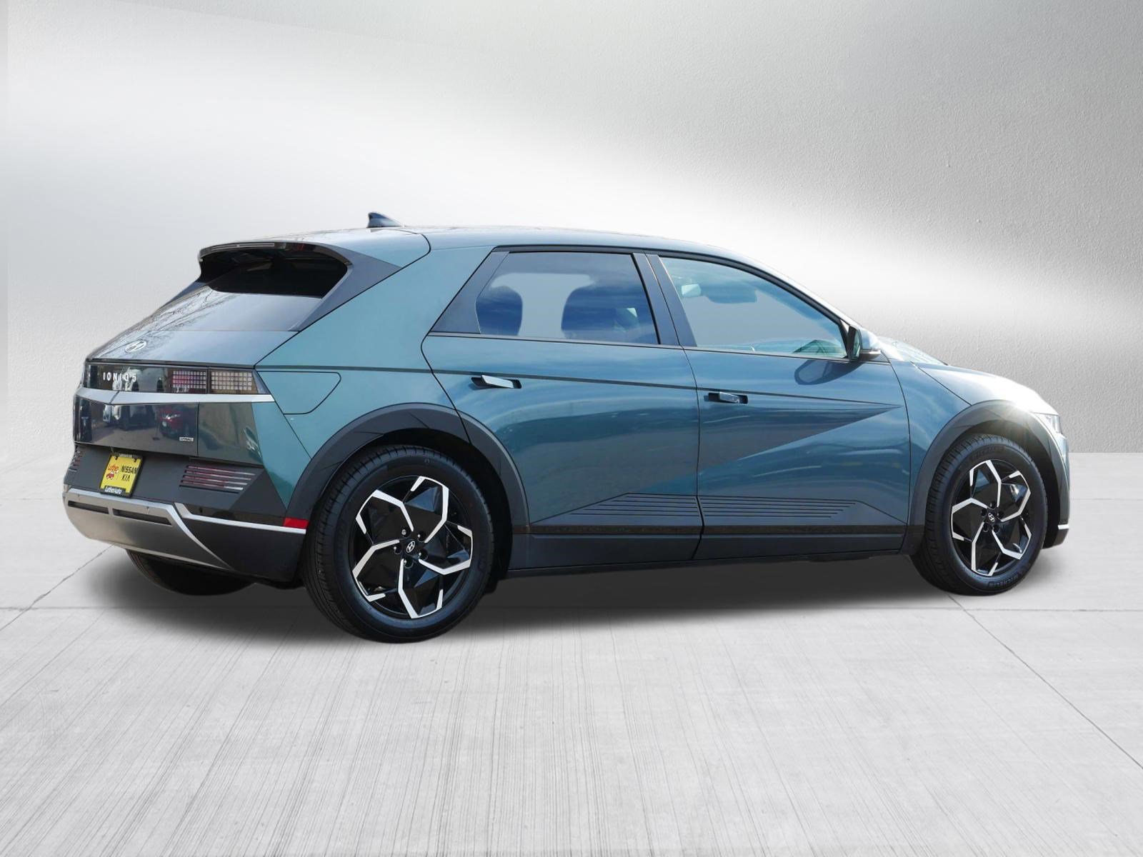 Used 2024 Hyundai Ioniq 5 SEL image 7