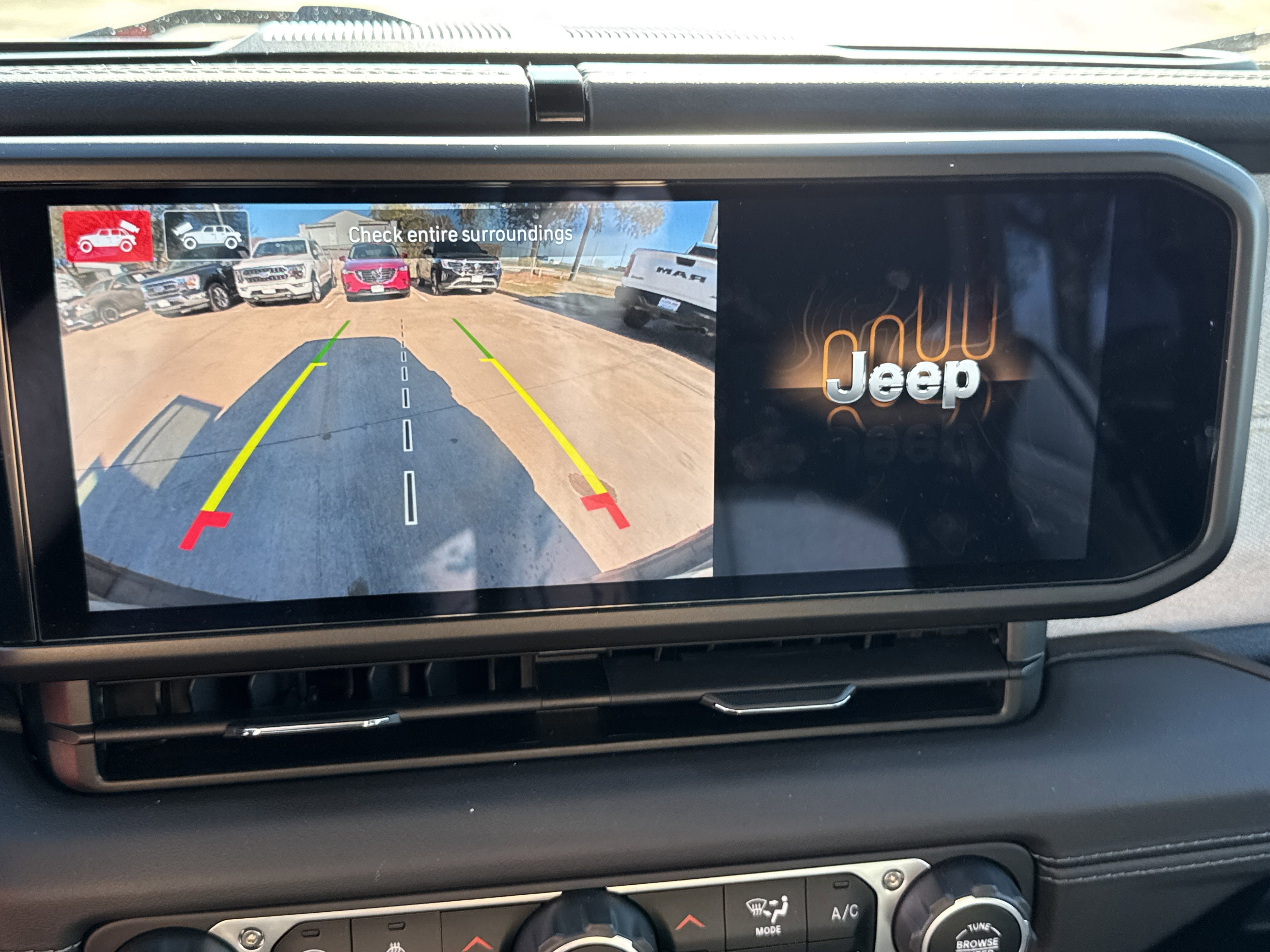 Used 2024 Jeep Wrangler Sahara w/ Technology Group image 19