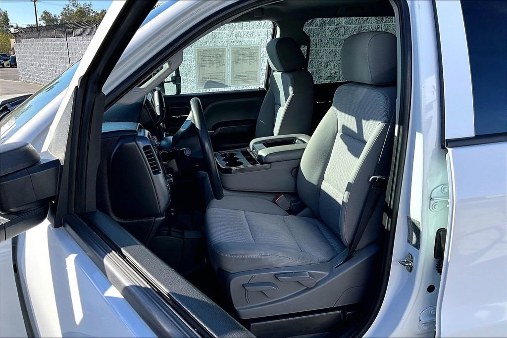 Used 2019 Chevrolet Silverado 3500 W/T image 3