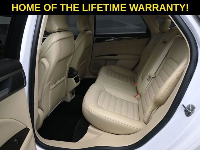 Used 2016 Ford Fusion SE w/ Equipment Group 202A AWD/4WD image 34