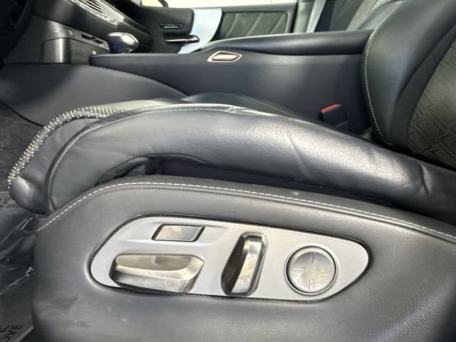 Certified 2022 Lexus LS 500 F Sport w/ Accessory Package (Z2) AWD/4WD image 25