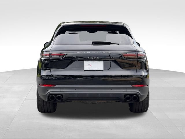 Used 2022 Porsche Cayenne Platinum Edition AWD/4WD image 4