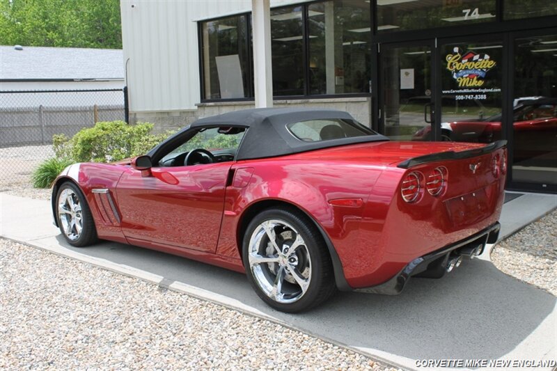 Used 2011 Chevrolet Corvette Grand Sport w/ Preferred Equipment Group RWD image 7