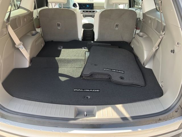 New 2026 Hyundai Palisade SEL Premium FWD image 14