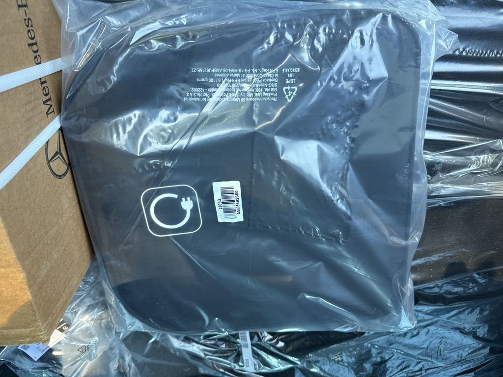 New 2026 Mercedes-Benz GLC 350e 4MATIC image 32