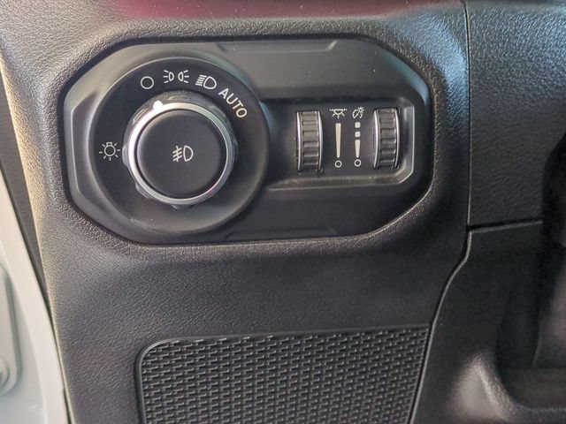 Used 2018 Jeep Wrangler Unlimited Rubicon AWD/4WD image 24