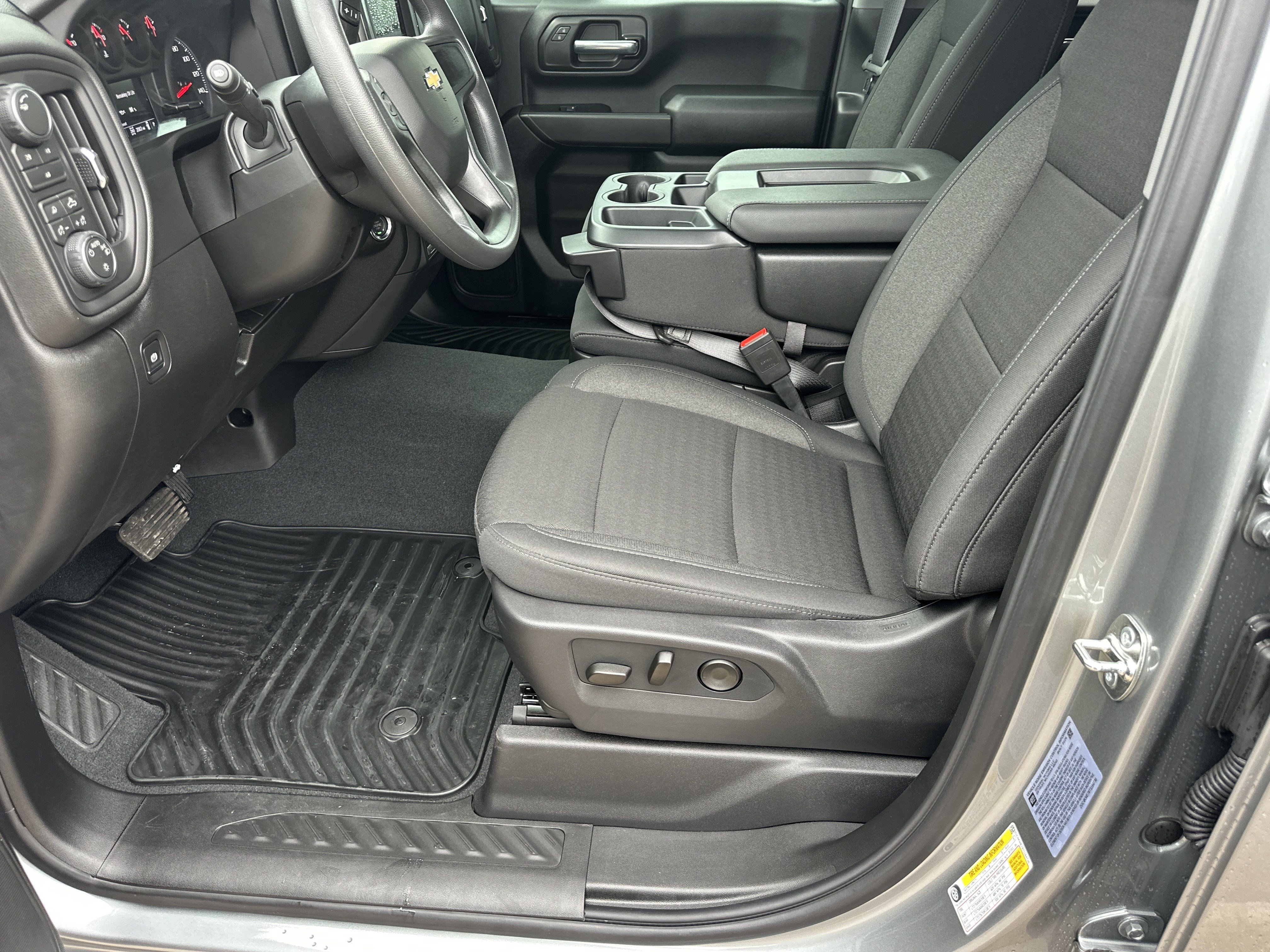 Certified 2026 Chevrolet Silverado 2500 Custom w/ Custom Value Package AWD/4WD image 10
