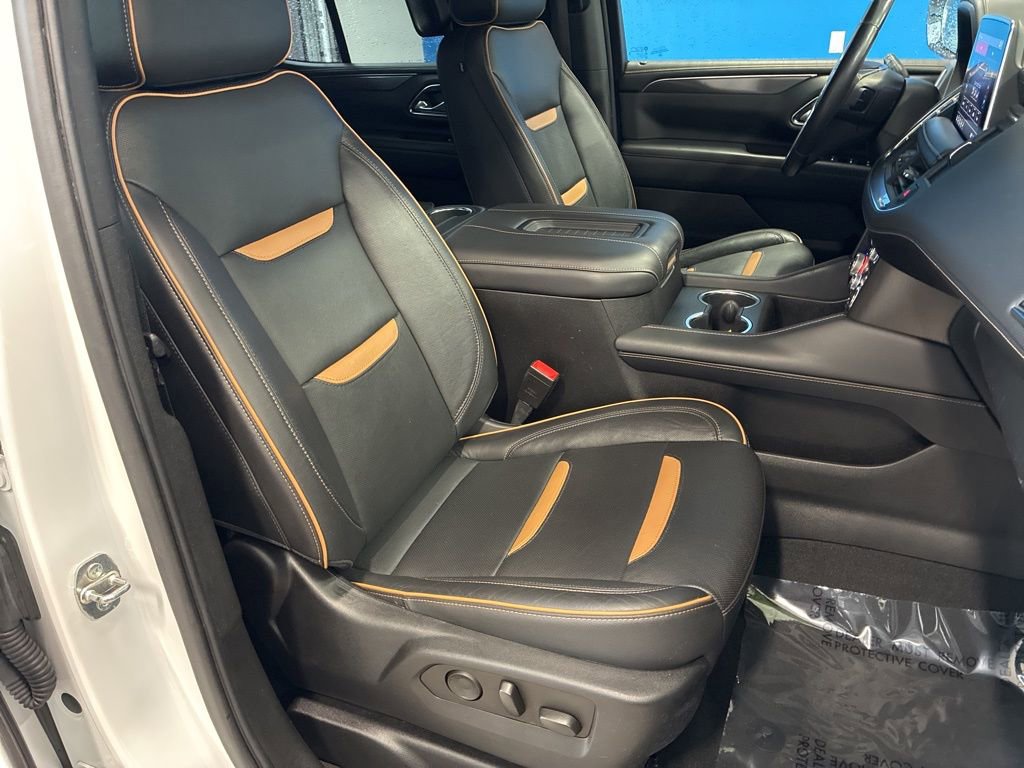 Used 2021 GMC Yukon AT4 w/ Rear Media and Nav Package image 18
