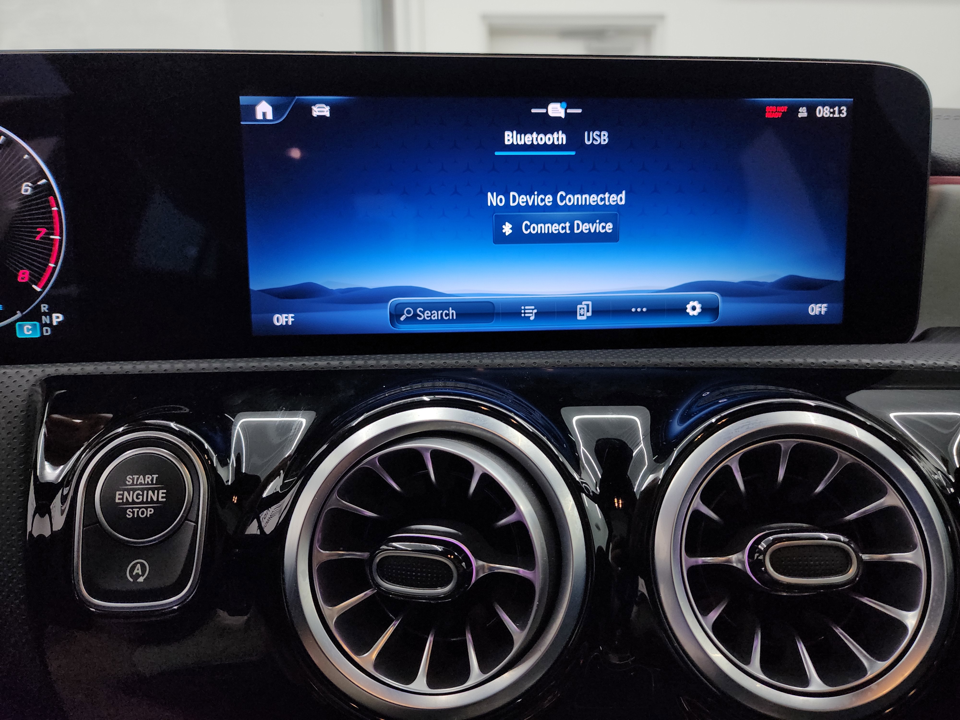 Used 2025 Mercedes-Benz CLA 250 4MATIC image 46