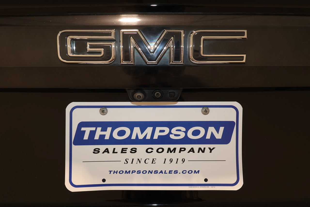 Used 2024 GMC Yukon XL Denali Ultimate AWD/4WD image 42
