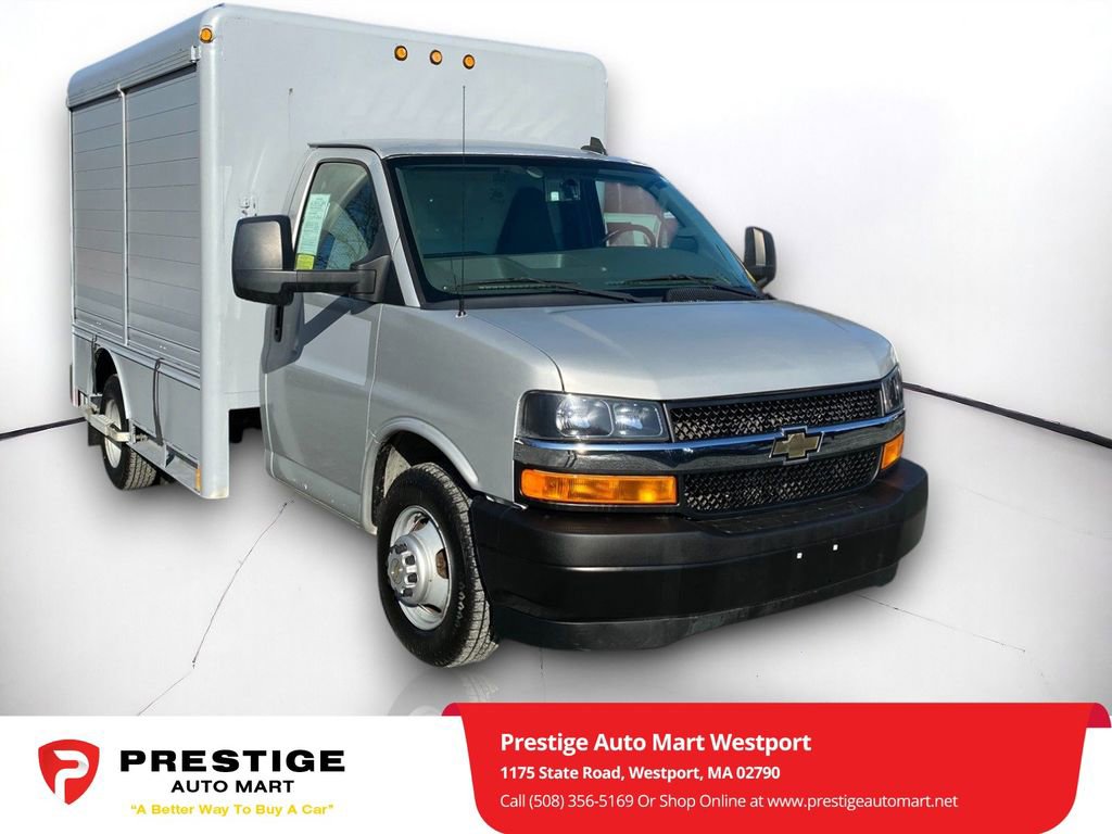 Used 2017 Chevrolet Express 3500 Work Van image 1