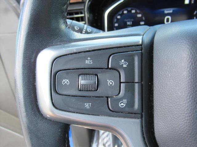 Used 2022 Chevrolet Silverado 1500 LT AWD/4WD image 22