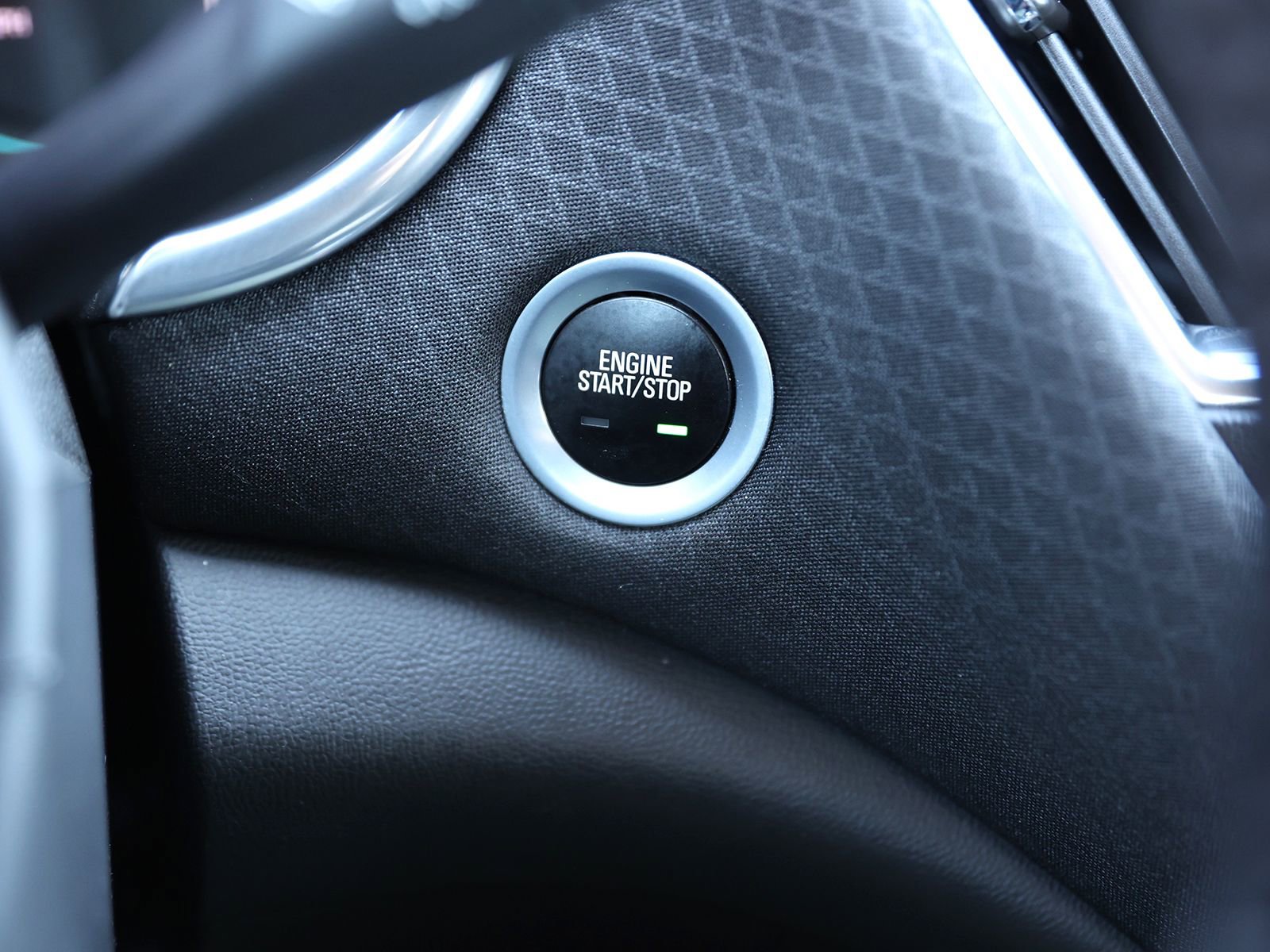 Used 2017 Chevrolet Malibu LT image 31