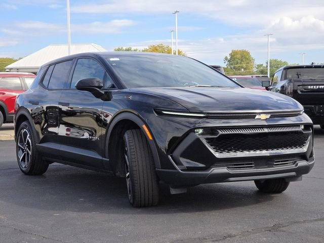 New 2026 Chevrolet Equinox EV LT image 12