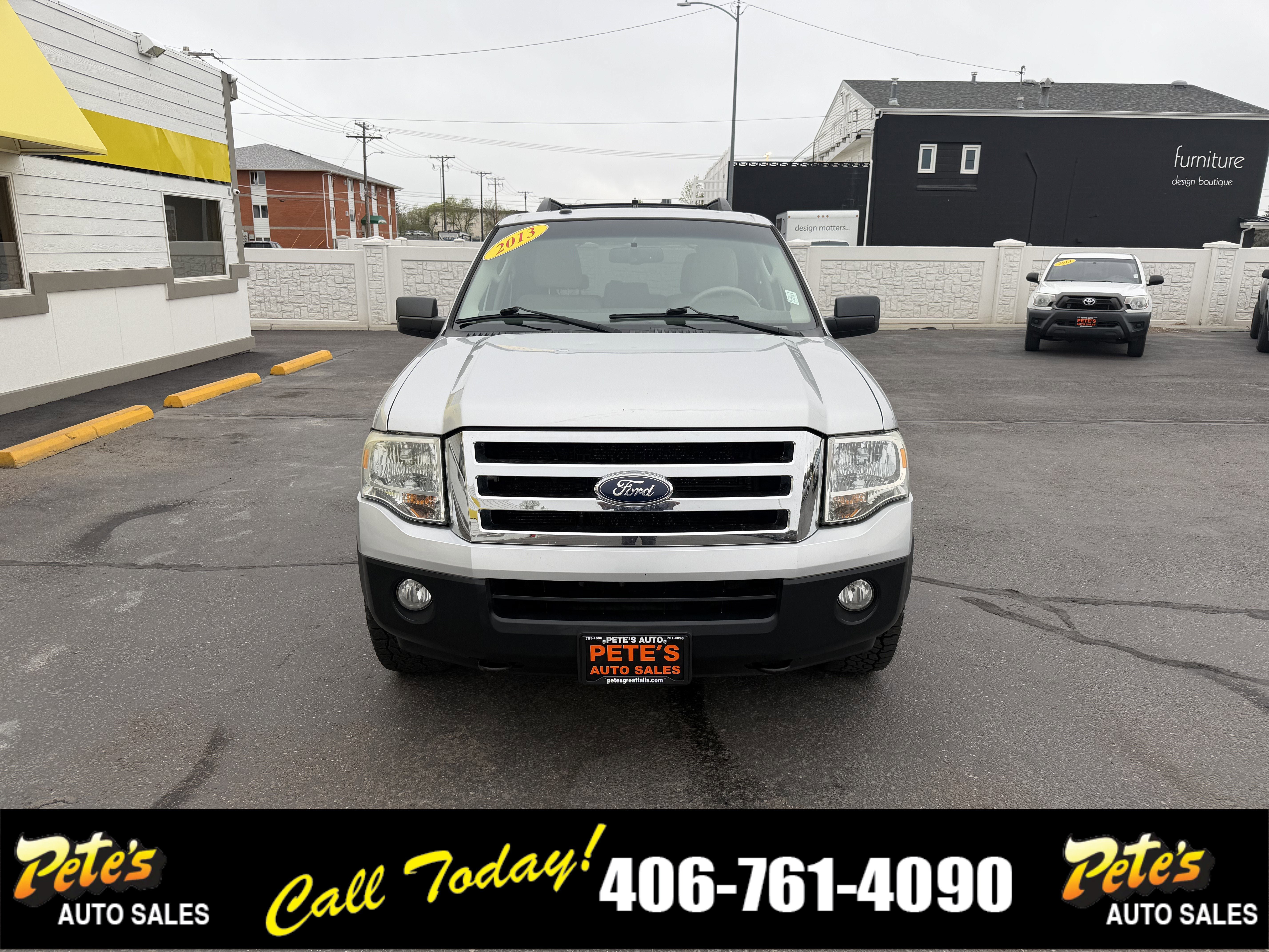 Used 2013 Ford Expedition XL w/ HD Trailer Tow Pkg AWD/4WD image 7