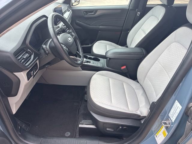 Used 2024 Ford Escape Active AWD/4WD image 16