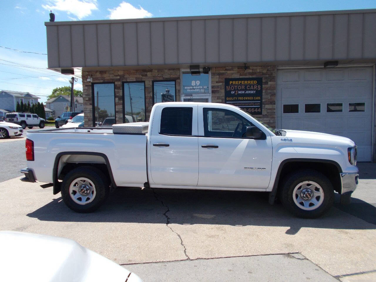 Used 2019 GMC Sierra 1500 Limited w/ Sierra Convenience Package AWD/4WD image 2