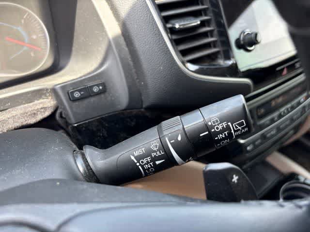 Used 2020 Honda Pilot Touring image 17