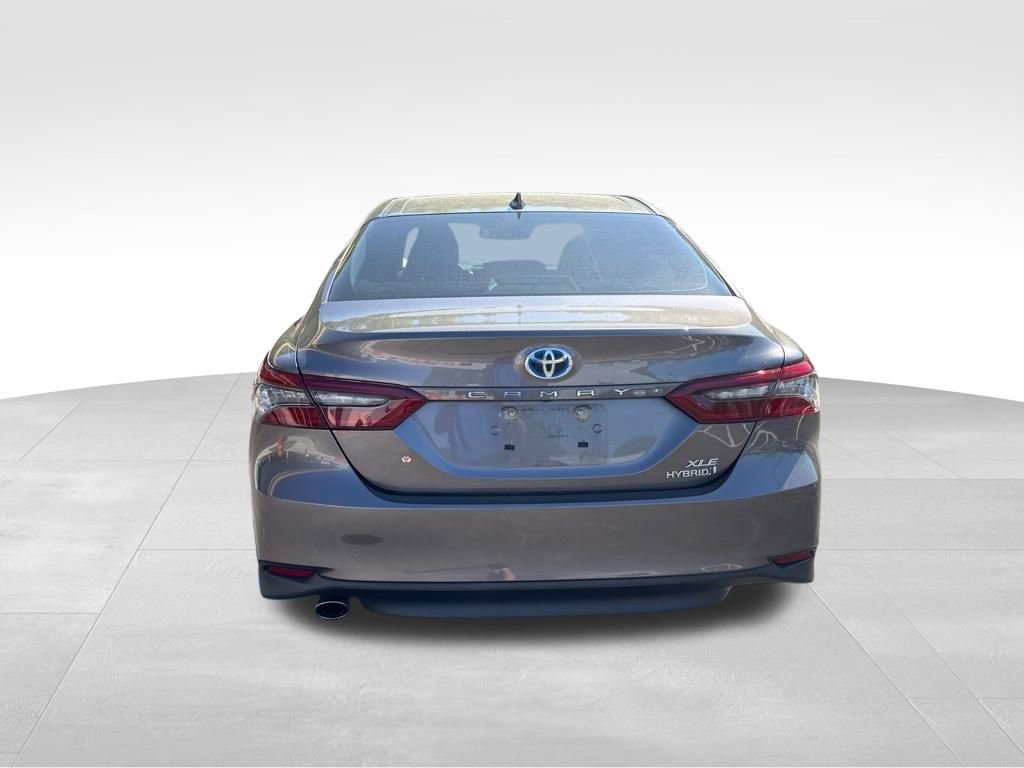 Used 2024 Toyota Camry XLE image 7