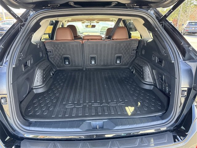 Used 2022 Subaru Outback Touring XT image 20