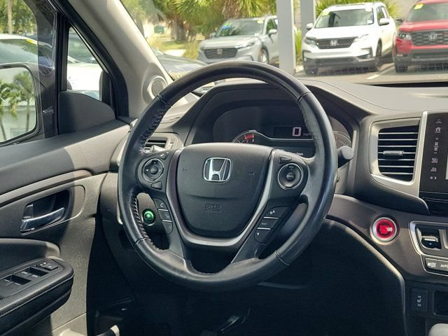 Used 2018 Honda Ridgeline RTL-T image 3