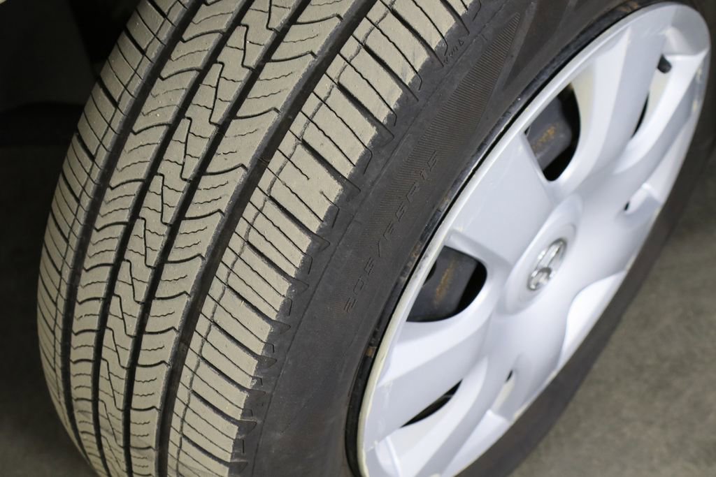 Used 2003 Toyota Camry LE image 22