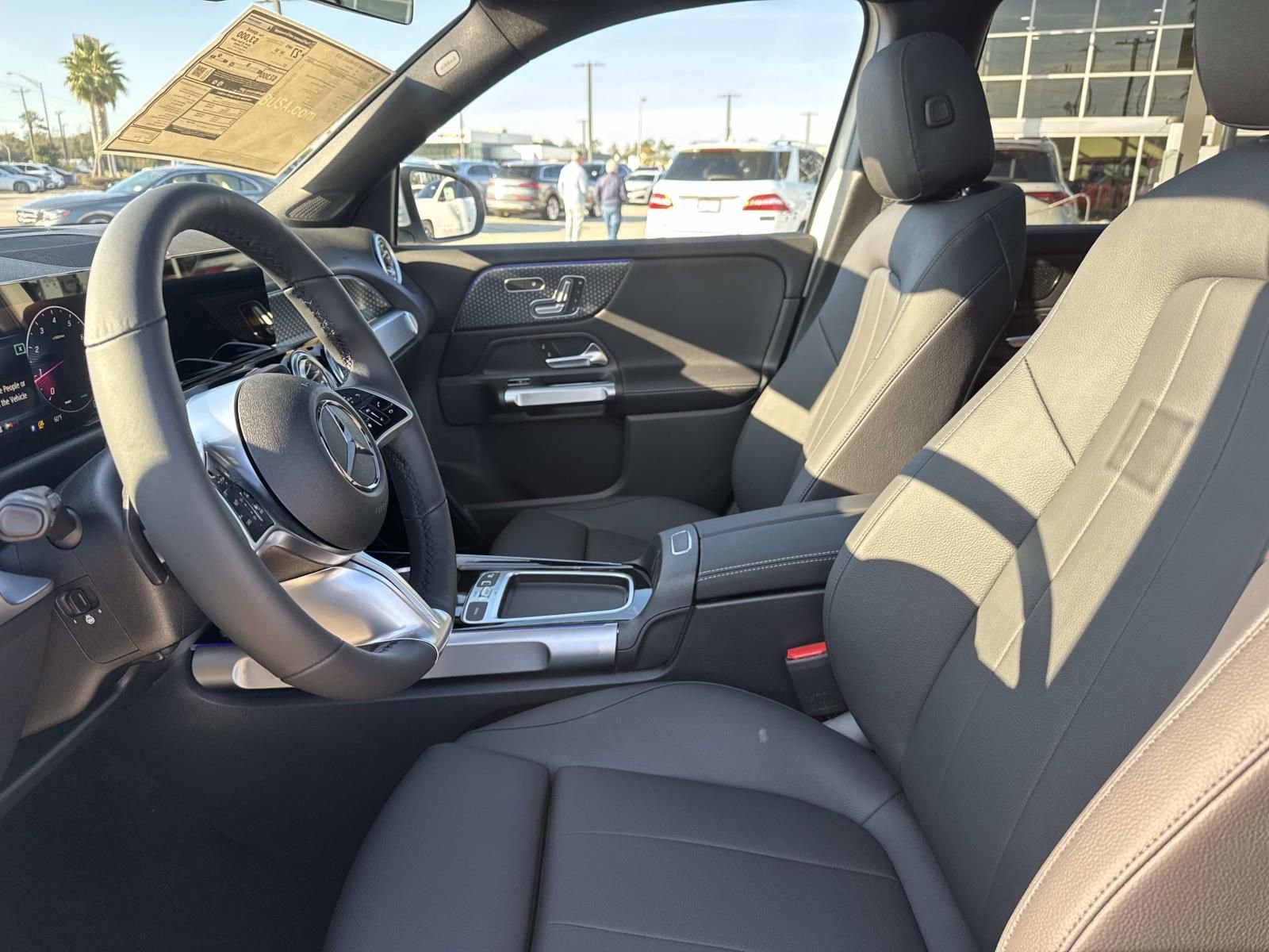 New 2026 Mercedes-Benz GLB 250 4MATIC image 8