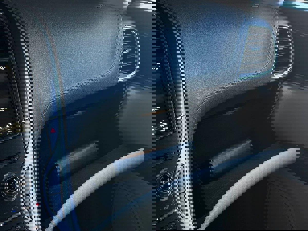 Used 2016 Lincoln MKX Select w/ Select Plus Package FWD image 56