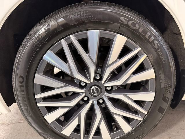 Used 2025 Nissan Altima 2.5 SV FWD image 28