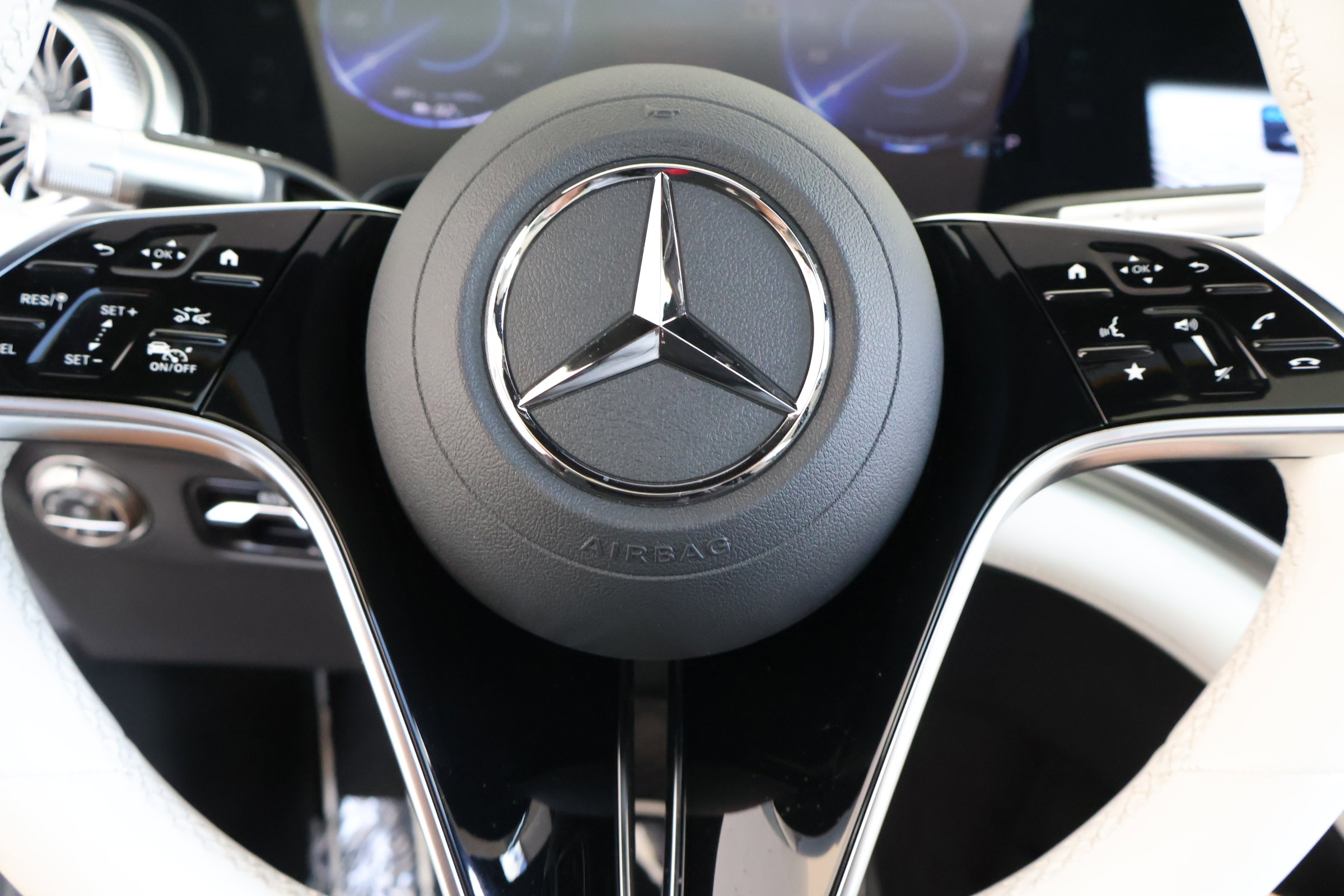 New 2025 Mercedes-Benz EQS 450+ Sedan image 24