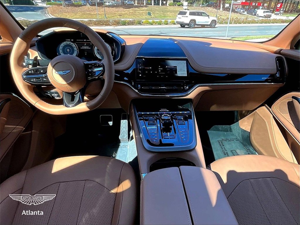 New 2026 Aston Martin DBX 707 image 5