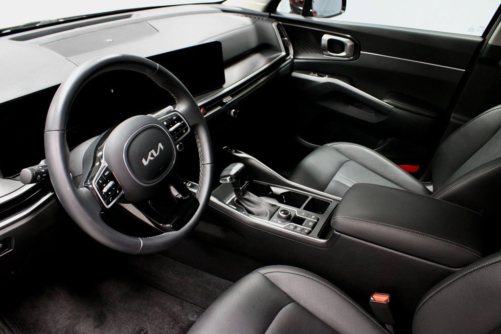 Used 2025 Kia Sorento S w/ Panoramic Sunroof Package image 25