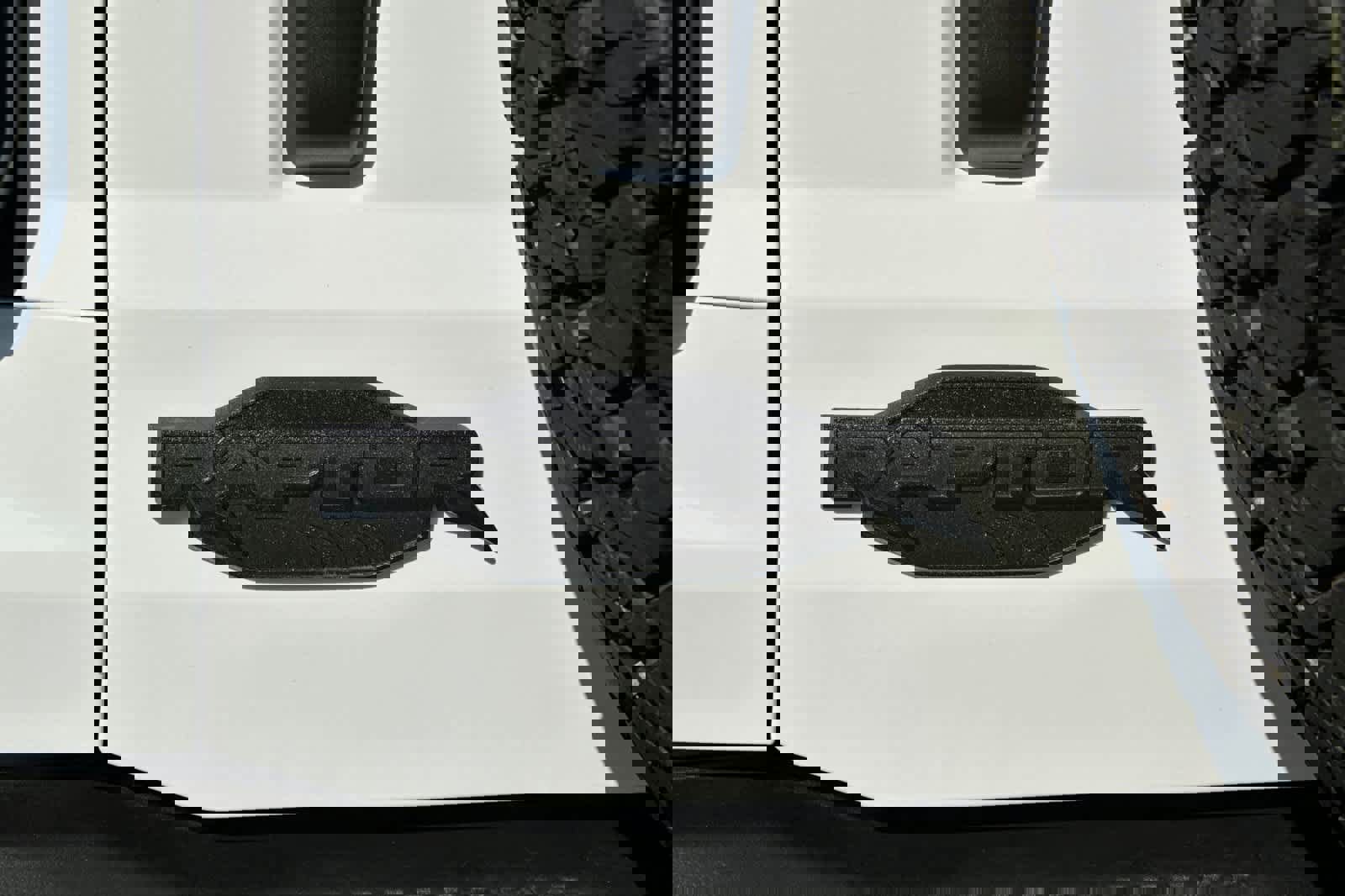 New 2025 Ford Bronco Raptor image 27