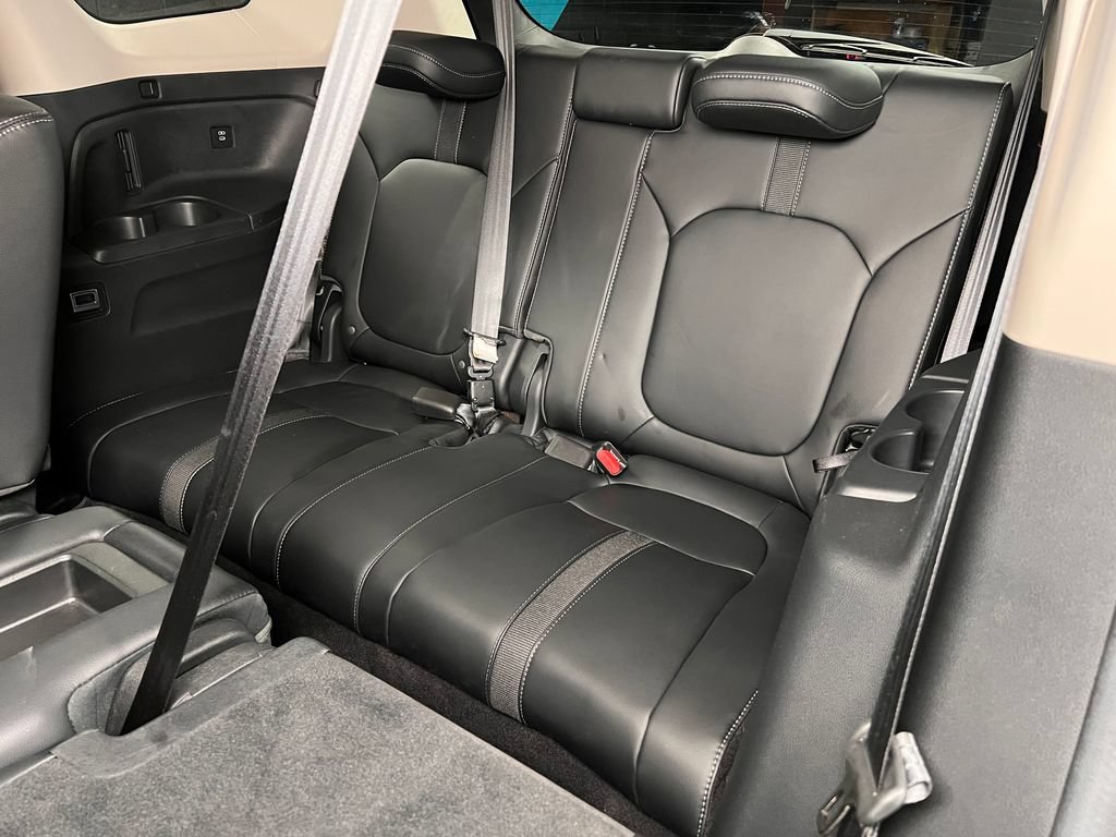 Used 2025 Honda Pilot EX-L image 23