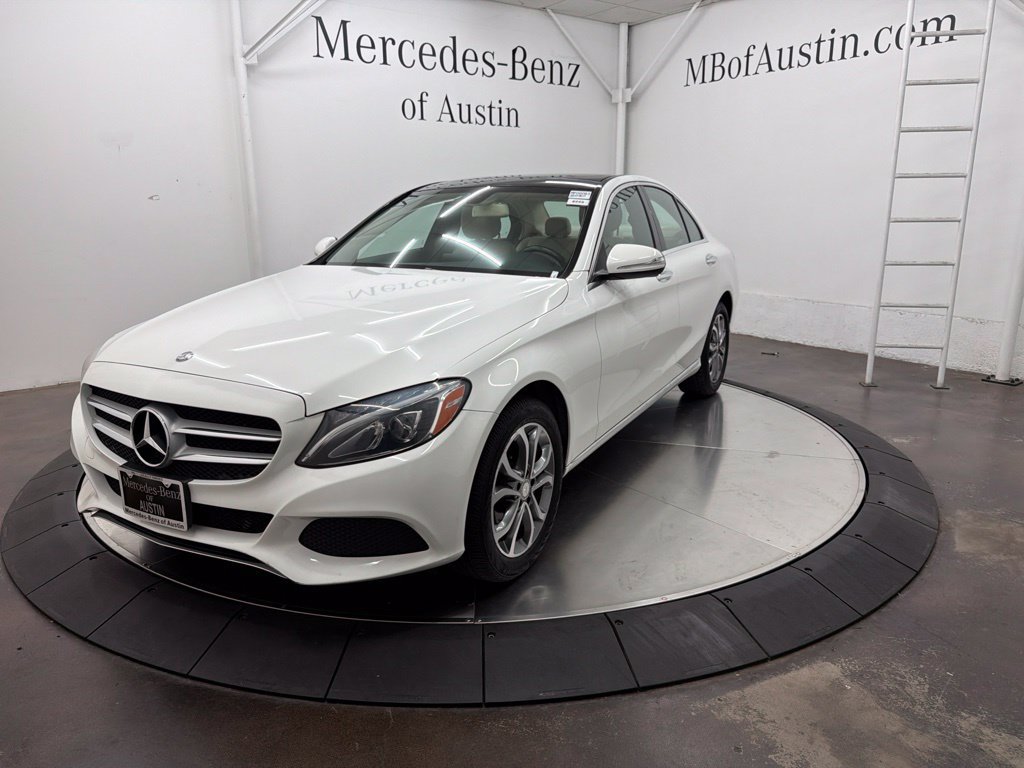 Used 2015 Mercedes-Benz C 300 4MATIC Sedan image 3