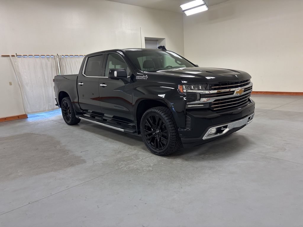 Used 2021 Chevrolet Silverado 1500 High Country w/ Z71 Off-Road Package AWD/4WD image 2