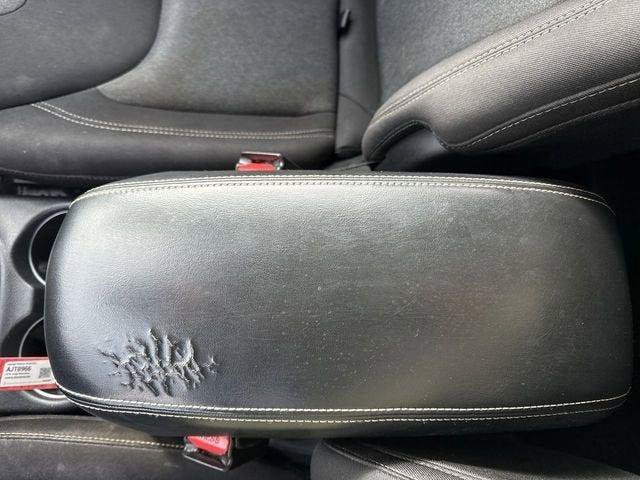 Used 2014 Jeep Cherokee Latitude w/ Comfort/Convenience Group FWD image 31