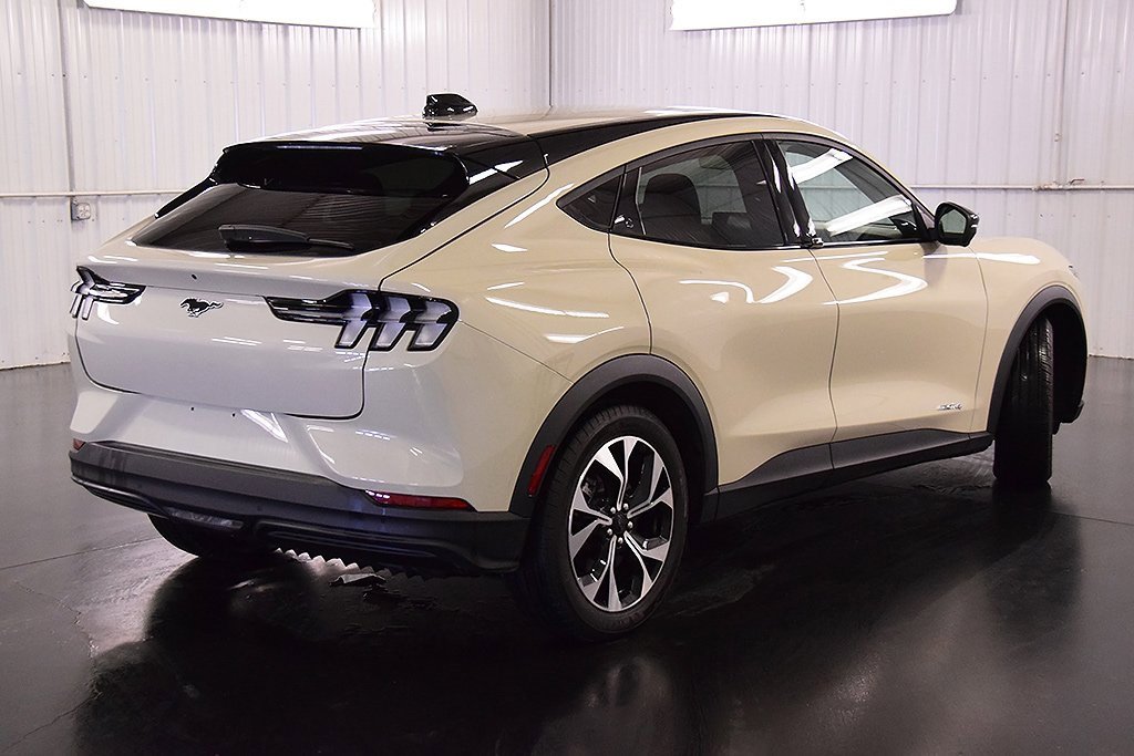 Used 2025 Ford Mustang Mach-E Select image 7