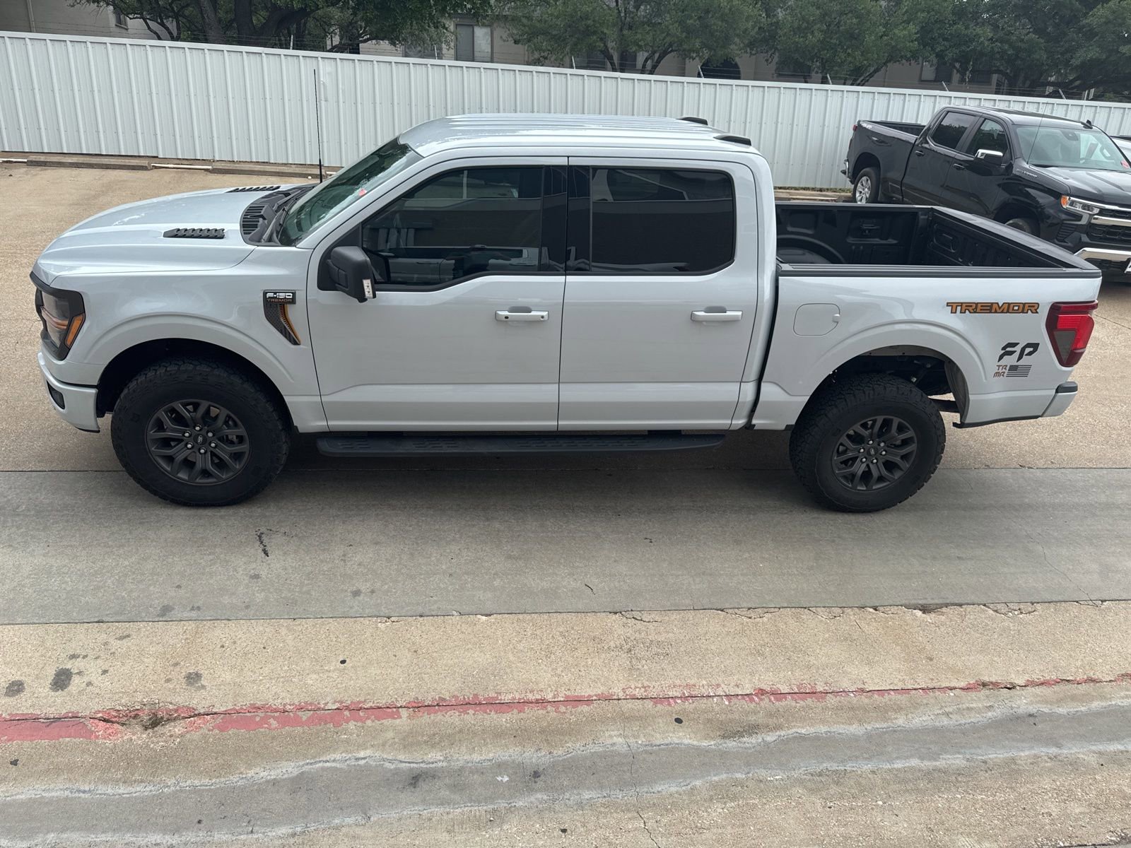 Used 2025 Ford F150 Tremor w/ Tow/Haul Package image 2