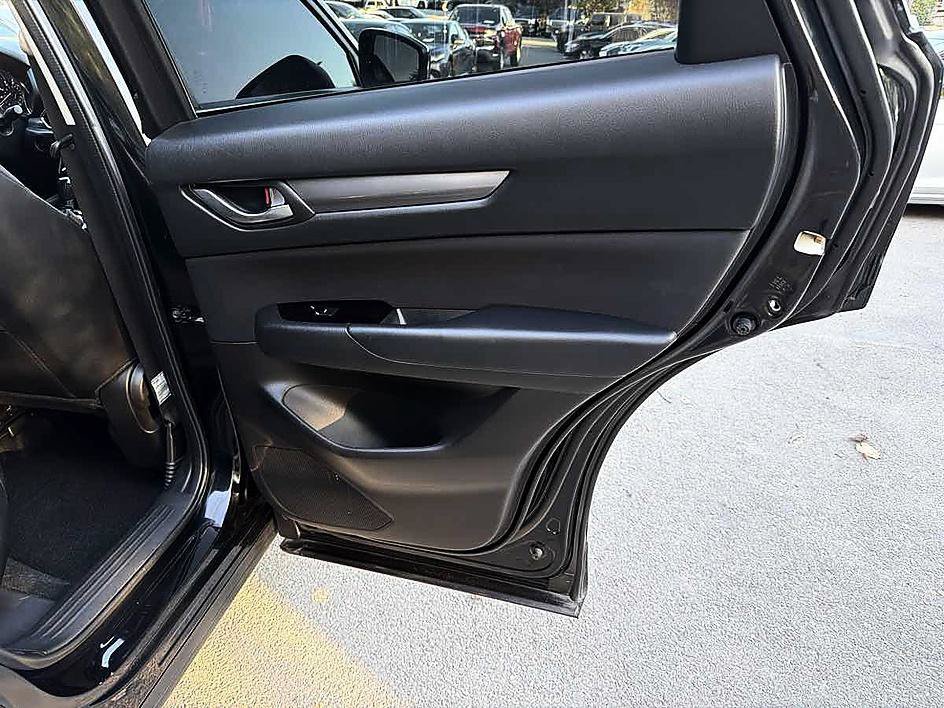 Used 2019 MAZDA CX-5 Sport w/ I-ACTIVSENSE Package FWD image 18
