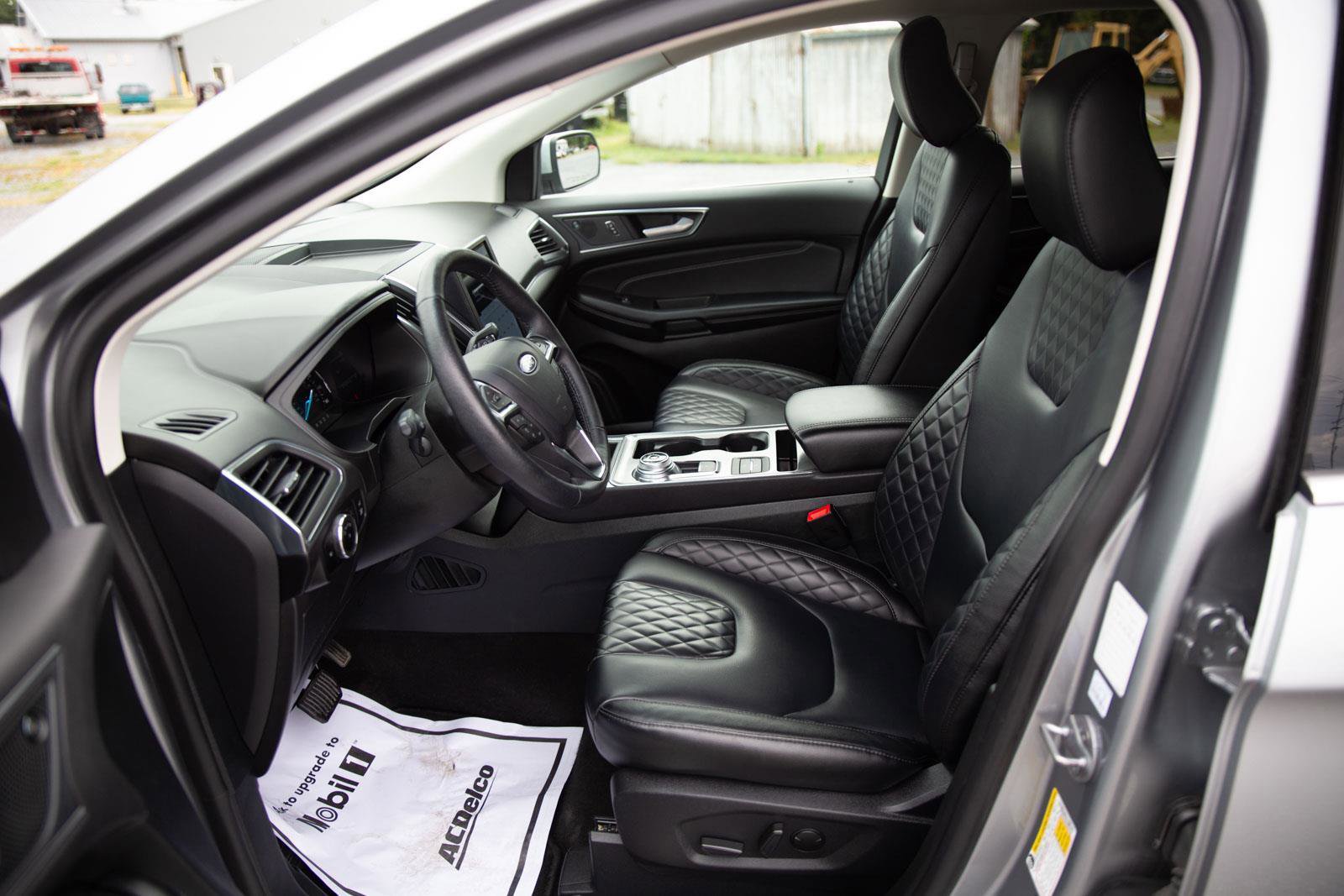 Used 2024 Ford Edge Titanium image 20