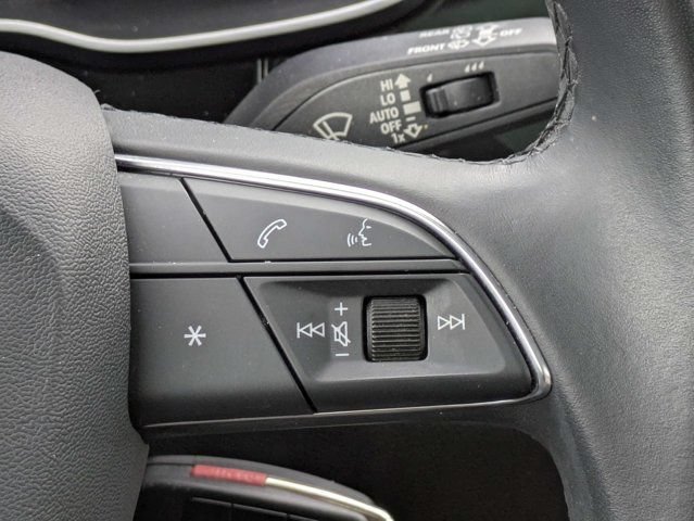 Used 2023 Audi Q3 2.0T Premium AWD/4WD image 29