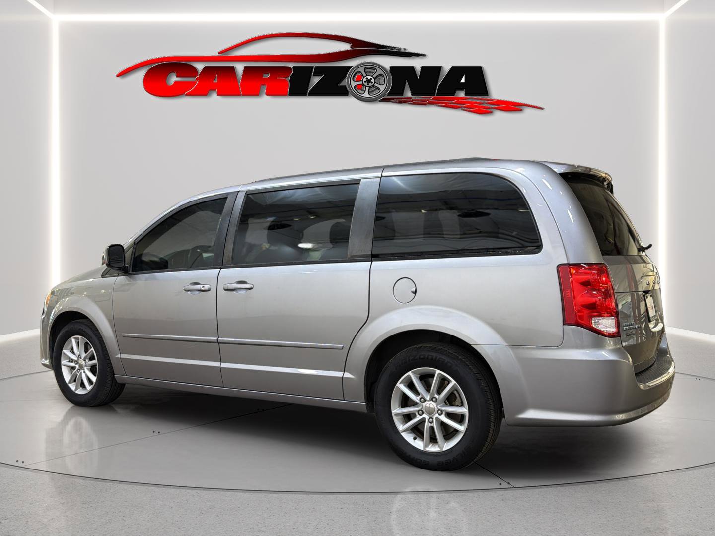 Used 2016 Dodge Grand Caravan SXT w/ Rear Park Assist Package image 7